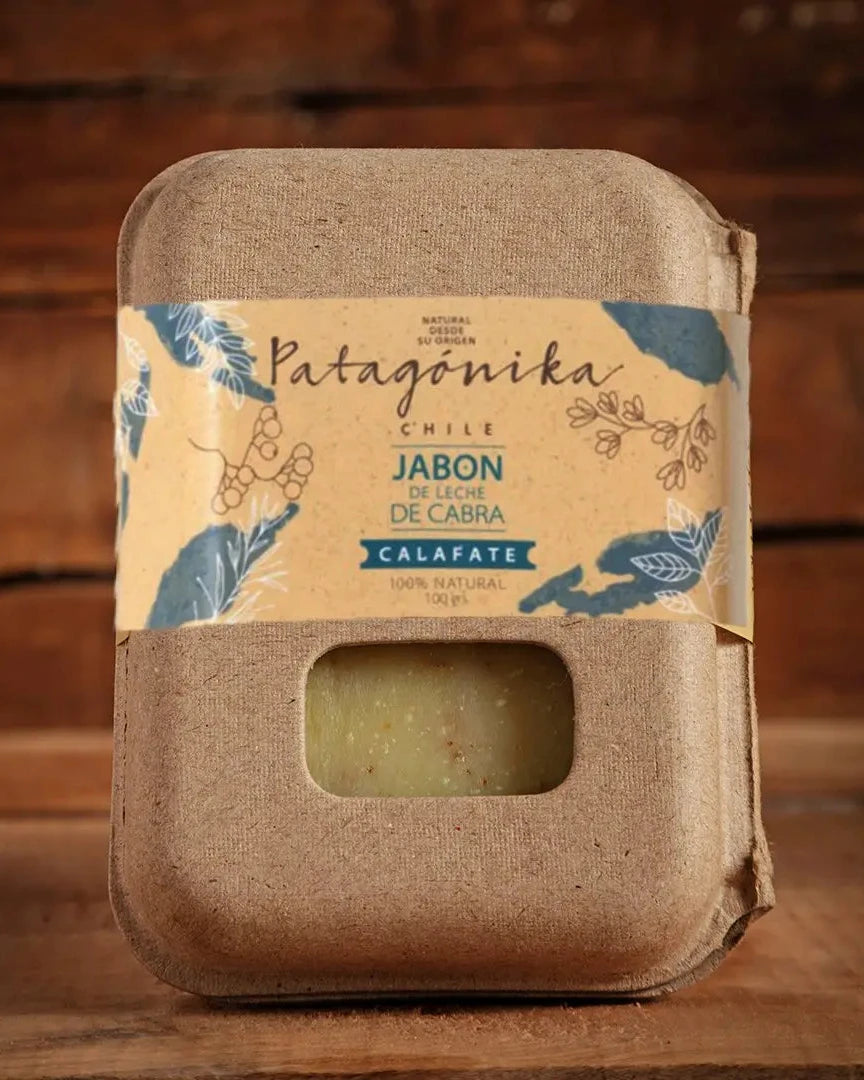 Jabón natural de leche de cabra y calafate. Limpieza suave e hidratante para la cara y el cuerpo.