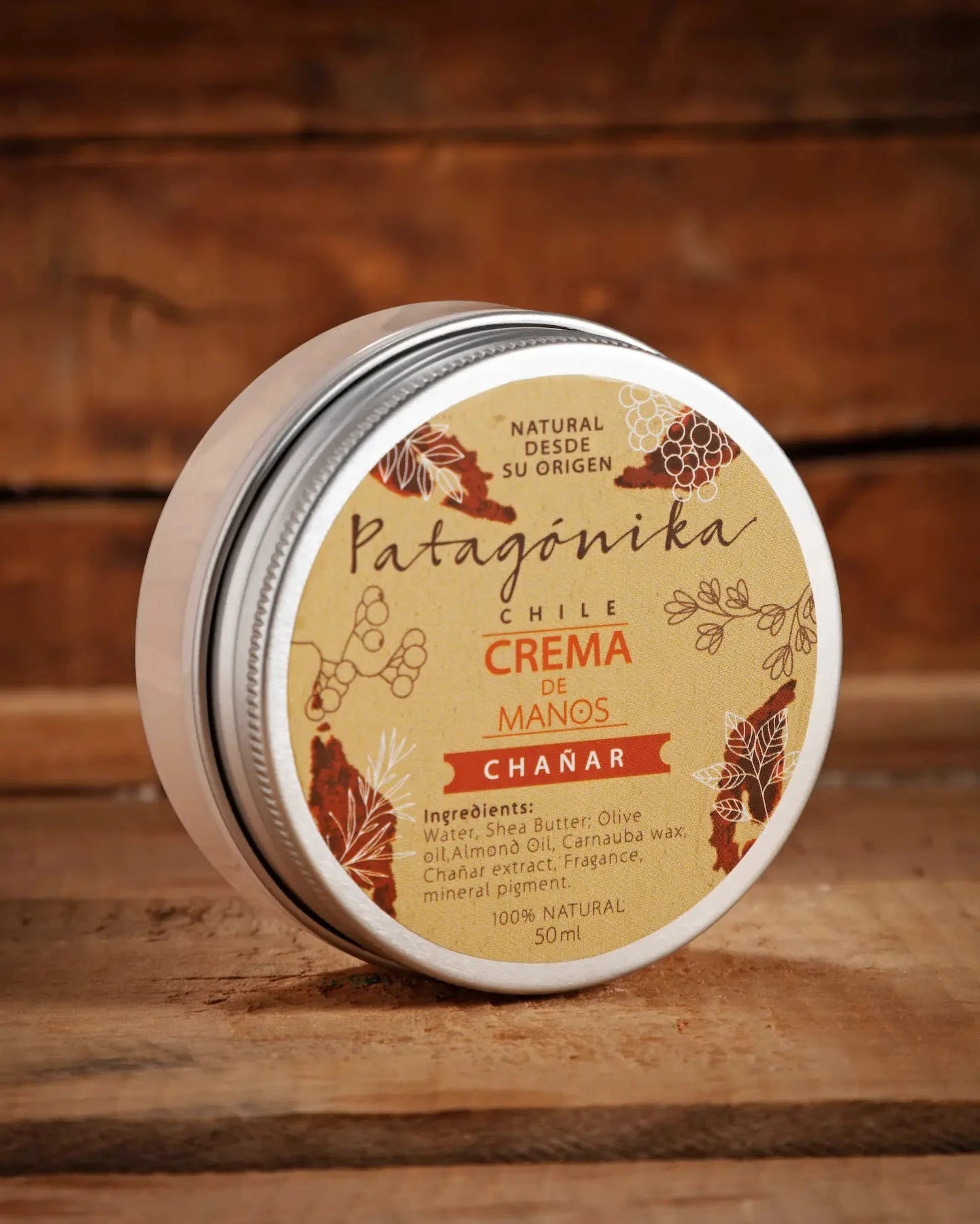 Crema de manos reparadora a base de Chañar. Cuidado natural de Patagonika para manos resecas, sin parabenos.